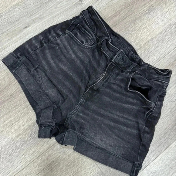 American Eagle Stretch Short - Picture 3 of 6